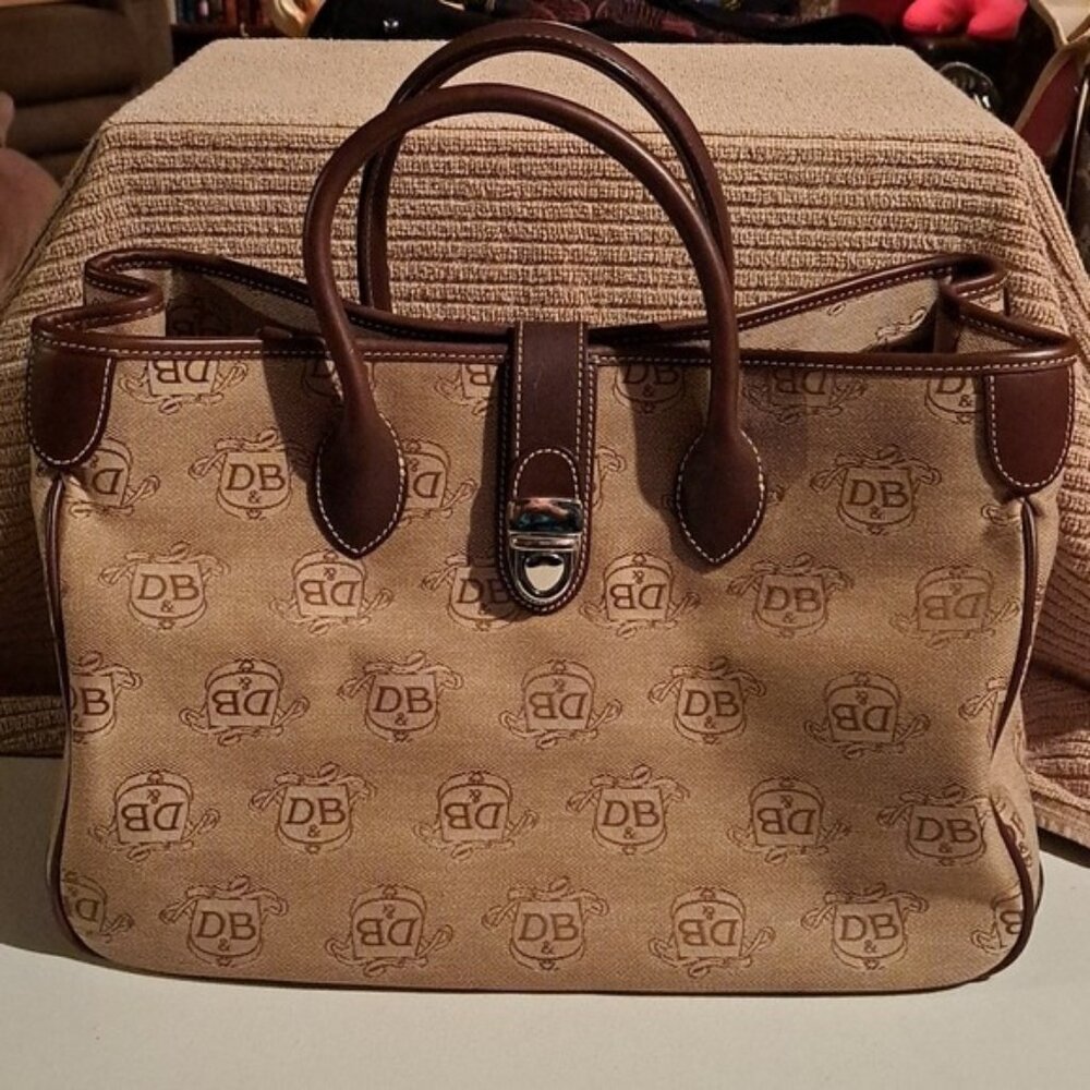Dooney & Bourke Tan Signature Canvas Tote – Brown Leather Trim